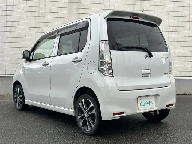 スズキ ワゴンＲ 20周年記念車 山形県 2013(平25)年 7.9万km パールホワイト 純正スマートフォン連携ナビ/USB/AUX/Bluetooth/4WD/禁煙車/衝突軽減ブレーキ/横滑り防止装置/D席シートヒーター/オートライト/ETC車載器/フロアマット/純正アルミホイール15インチ/純正バイザー