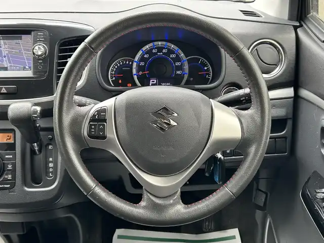 スズキ ワゴンＲ 20周年記念車 山形県 2013(平25)年 7.9万km パールホワイト 純正スマートフォン連携ナビ/USB/AUX/Bluetooth/4WD/禁煙車/衝突軽減ブレーキ/横滑り防止装置/D席シートヒーター/オートライト/ETC車載器/フロアマット/純正アルミホイール15インチ/純正バイザー