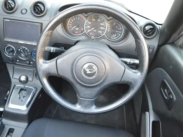 ダイハツ コペン アクティブトップ 栃木県 2004(平16)年 13.8万km ダークグリーンマイカ ディーラー点検記録簿/[H18]/電動開閉ルーフ[アクティブトップ仕様]/シートヒーター[前席]/LEDヘッドライト/フォグランプ/ETC/純正マット/スペアリモコンキー×1/取扱説明書/記録簿/【R4.5.6.7】