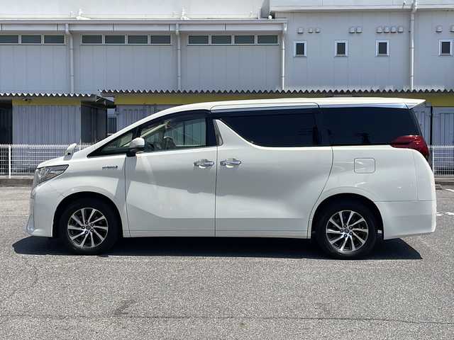 トヨタ アルファードハイブリット G 愛知県 2017(平29)年 8.1万km ラグジュアリーホワイトパールクリスタルシャインガラスフレーク /禁煙車//ALPINE 11インチメモリナビ//フルセグ/CD/DVD/SD/AM//FM/iPod/BT/AUX//H30-R7ディーラー記録簿//ETC//AC100V//アダクティブクルーズコントロール//ウッドコンビステアリング//クリアランスソナー//インテリジェントクリアランスソナー//プリクラッシュセーフティー//ステアリングスイッチ//オートLEDヘッドライト//オートワイパー//フォグランプ//プッシュスタート//サンシェード//純正ドアバイザー/フロアマット//保証書//取扱説明書