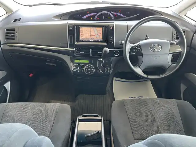 トヨタ エスティマ アエラス 鳥取県 2015(平27)年 11.6万km ホワイトパールクリスタルシャイン (株)IDOMが運営する【じしゃロン鳥取店】の自社ローン専用車両になります。こちらは現金またはオートローンご利用時の価格です。自社ローンご希望の方は別途その旨お申付け下さい/４WD/社外ナビ（AVIC-HRZ0096）/・CD/DVD/・ワンセグTV/バックカメラ/ビルトインETC/フリップダウンモニター/両側パワースライドドア/純正アルミホイール/プッシュスタート/スマートキー/クルーズコントロール/ルーフラック/電動格納ミラー/ドアバイザー/フォグランプ