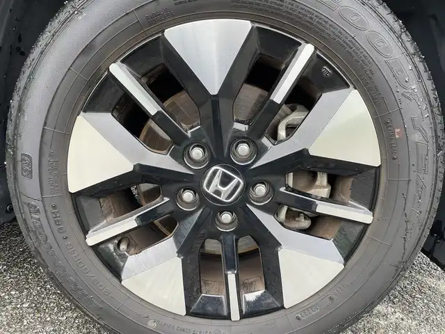 ホンダ ステップワゴン 福岡県 2022(令4)年 1.9万km スーパープラチナグレーメタリック プッシュスタートボタン/スマートキー/クルーズコントロール/純正ナビ/Bluetoothオーディオ/全方位カメラ/フルセグTV/ETC/前方ドライブレコーダー/両側パワースライドドア/純正アルミホイール/SOSコール