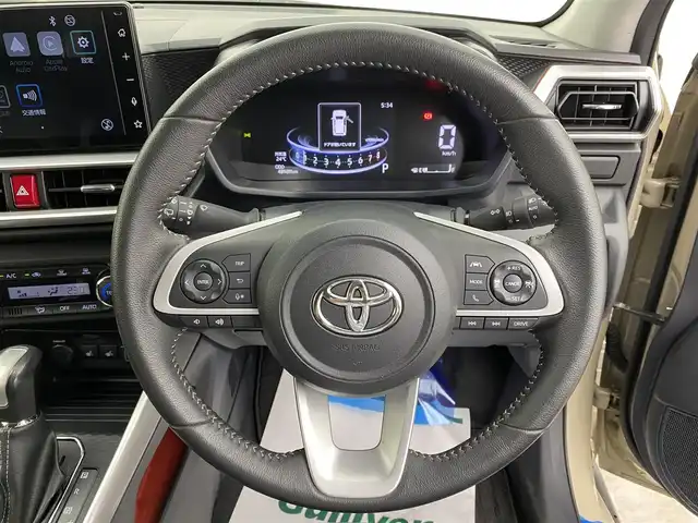 トヨタ ライズ Z 宮城県 2023(令5)年 4.9万km ナチュラルベージュマイカM ４ＷＤターボ　/純正９型ディスプレイ　/バックモニター　/アダプティブクルーズコントロール/衝突軽減ブレーキ　/レーンキープアシスト　/オートハイビーム　/クリアランスソナー　/ウインドシールドデアイサー　/シートヒーター　/USB/HDMI入力端子/電動パーキングブレーキ/オートホールド/LEDヘッドランプ/フォグランプ/シーケンシャルターンランプ/純正17インチAW/レザー調シートカバー/禁煙車