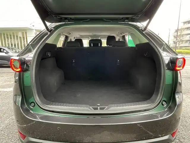 マツダ ＣＸ－５ XD プロアクティブ 東京都 2020(令2)年 3.3万km マシーングレープレミアムM マツダコネクト8型ナビ/(DVD/フルセグTV/USB/AUX/Bluetooth)/(androidauto/applecarplay)/電動サンルーフ/BOSEサウンドシステム(10スピーカー)/360度ビューモニター/フロントパーキングセンサー/アドバンストスマートシティブレーキサポート/レーダークルーズコントロール/ブラインドスポットモニタリング/車線逸脱警報システム/レーンキープアシストシステム/リアパーキングセンサー/アダプティブLEDヘッドランプ/パワーバックドア/アクティブドライビングディスプレイ(HUD)/革巻きステアリング/ステアリングヒーター/パドルシフト/パワーシート(運転席)/メモリーシート(運転席)/シートヒーター(運転席＆助手席)/保証書/取扱説明書/スペアキー×1