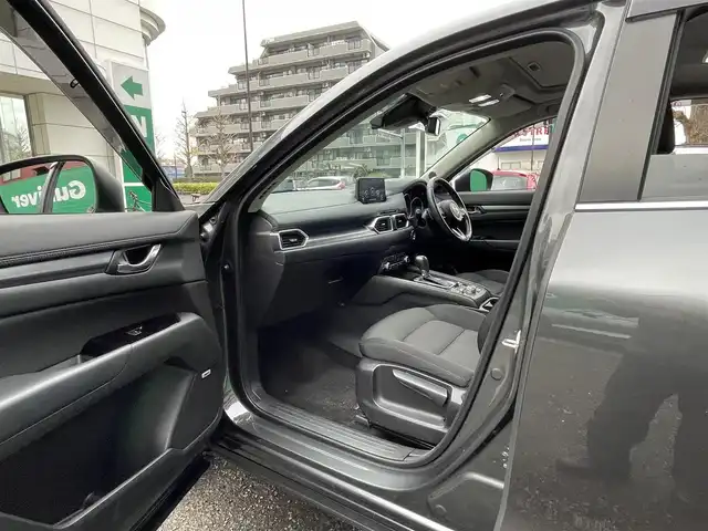 マツダ ＣＸ－５ XD プロアクティブ 東京都 2020(令2)年 3.3万km マシーングレープレミアムM マツダコネクト8型ナビ/(DVD/フルセグTV/USB/AUX/Bluetooth)/(androidauto/applecarplay)/電動サンルーフ/BOSEサウンドシステム(10スピーカー)/360度ビューモニター/フロントパーキングセンサー/アドバンストスマートシティブレーキサポート/レーダークルーズコントロール/ブラインドスポットモニタリング/車線逸脱警報システム/レーンキープアシストシステム/リアパーキングセンサー/アダプティブLEDヘッドランプ/パワーバックドア/アクティブドライビングディスプレイ(HUD)/革巻きステアリング/ステアリングヒーター/パドルシフト/パワーシート(運転席)/メモリーシート(運転席)/シートヒーター(運転席＆助手席)/保証書/取扱説明書/スペアキー×1