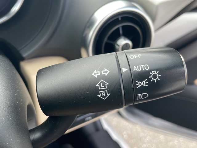 マツダ ロードスター キャラメル・トップ 岩手県 2019(平31)年 3.1万km スノーフレイクホワイトパールマイカ スマートキー/クルーズコントロール/Ｂｏｓｅサウンドシステム/フルセグTV/純正AW/手動可倒式電動リモコン式ドアミラー/ガラス製リアウインドー付ソフトトップ/本革シート/シートヒーター/レーンキープアシスト/盗難防止装置/カーテンエアバック/コーナーセンサー/LEDヘッドライト/ナビSDなし