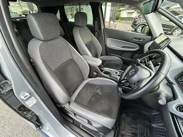 ホンダ フィット RS 愛媛県 2023(令5)年 4.4万km グレー ALPINEフローターナビ(フルセグTV/BT)/ホンダセンシング/バックカメラ/アダプティブクルーズコントロール/車線逸脱防止装置/衝突被害軽減装置/ＬＥＤヘッドライト/オートマチックハイビーム/ETC/ALPINEデジタルインナーミラー/前後ドライブレコーダー/クリアランスソナー/ドアバイザー/電動パーキングブレーキ/ハーフレザーシート/現状サマー(社外AW)(195/45/R17)/TOYO NANOENERGY PlLUS/純正AW付サマータイヤ有/純正テールランプ有/純正フロアマット有/禁煙車