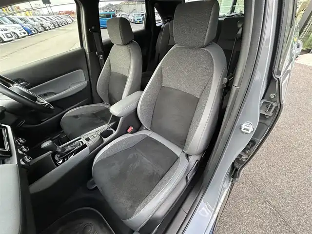 ホンダ フィット RS 愛媛県 2023(令5)年 4.4万km グレー ALPINEフローターナビ(フルセグTV/BT)/ホンダセンシング/バックカメラ/アダプティブクルーズコントロール/車線逸脱防止装置/衝突被害軽減装置/ＬＥＤヘッドライト/オートマチックハイビーム/ETC/ALPINEデジタルインナーミラー/前後ドライブレコーダー/クリアランスソナー/ドアバイザー/電動パーキングブレーキ/ハーフレザーシート/現状サマー(社外AW)(195/45/R17)/TOYO NANOENERGY PlLUS/純正AW付サマータイヤ有/純正テールランプ有/純正フロアマット有/禁煙車