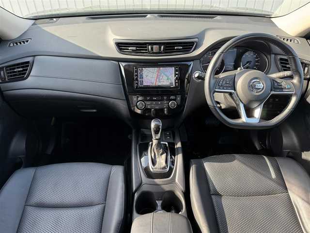 日産 エクストレイル 20Xi Vセレクション 富山県 2021(令3)年 4.5万km ダイヤモンドブラック 純正ナビ/AM/FM/CD/DVD/Bluetooth/フルセグTV/4WD/プロパイロット/エマージェンシーブレーキ/アラウンドビューモニター/レーダークルーズコントロール/デジタルインナーミラー/LEDヘッドライト/クリアランスソナー/コーナーセンサー/パワーバックドア/全席シートヒーター/前席パワーシート/カプロンシート/純正18AW/ETC/BSM/ブレーキホールド