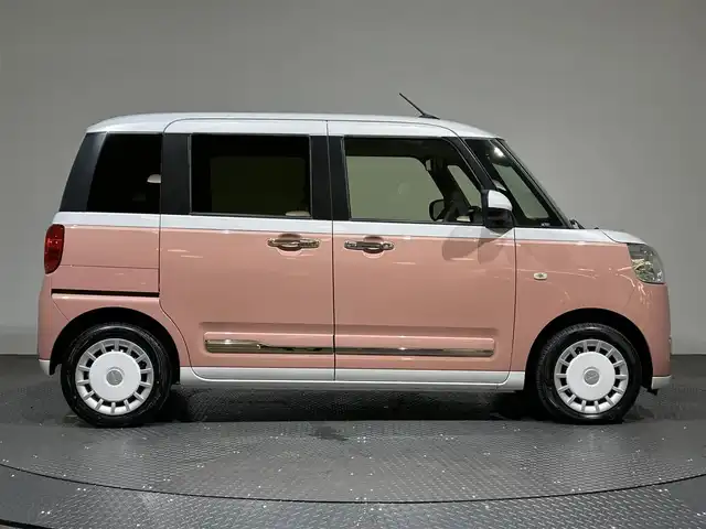 ダイハツ ムーヴ キャンバス ストライプス G 愛媛県 2022(令4)年 0.7万km シャイニングホワイトパール/アプリコットピンクメタリック ・スマートアシスト/・レーンアシスト/・純正メモリーナビ/・Bluetooth/フルセグテレビ/DVD/・バックカメラ/・ドライブレコーダー/・ETC/・両側パワースライドドア/・LEDヘッドライト/・シートヒーター/・スマートキー