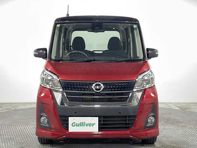 日産 デイズ ルークス ハイウェイスター Gターボ 広島県 2018(平30)年 5.1万km スパークリングレッド/ブラック 禁煙車/純正ナビ/アラウンドビューモニター/両側パワースライドドア/衝突軽減/クルーズコントロール/オートマチックハイビーム/レーンキープアシスト/踏み間違い防止/ＬＥＤヘッドライト/フォグランプ/純正15インチアルミホイール(165/55/R15)/エアバッグ(運転席/助手席)