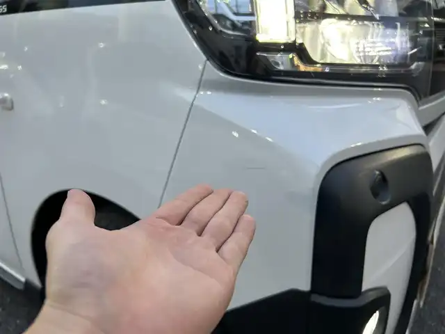 ダイハツ タント ファンクロスターボ 埼玉県 2022(令4)年 3.2万km ブラックマイカメタリック/シャイニングホワイトパール ディスプレ（Ｂｌｕｅｔｏｏｔｈ、フルセグＴＶ）/全方位カメラ/ＥＴＣ/前方ドラレコ/ＵＳＢ入力端子/Ｄ＋Ｎ席シートヒーター/ターボ/両側パワスラ/純正フロアマット/純正アルミ/ＬＥＤヘッド/プッシュスタート/アイドリングストップ/スマートキー/オートライト/オートエアコンオートマチックハイビーム/前後コーナーセンサー/横滑り防止装置/レーンキープアシスト/衝突被害軽減システム/ダブル＋サイドエアバッグ