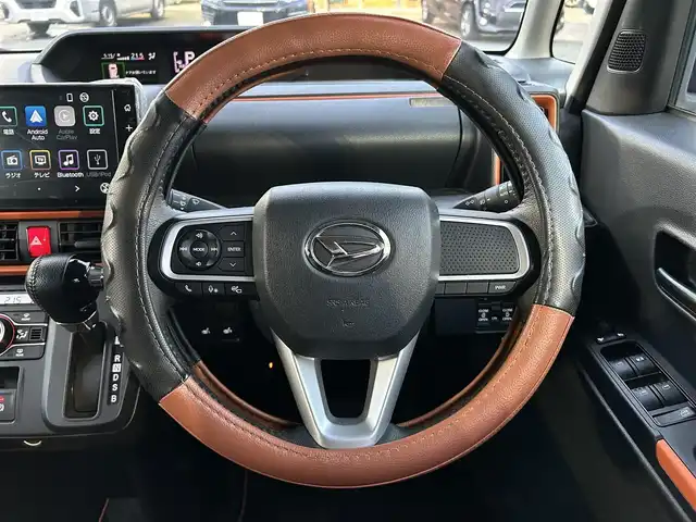 ダイハツ タント ファンクロスターボ 埼玉県 2022(令4)年 3.2万km ブラックマイカメタリック/シャイニングホワイトパール ディスプレ（Ｂｌｕｅｔｏｏｔｈ、フルセグＴＶ）/全方位カメラ/ＥＴＣ/前方ドラレコ/ＵＳＢ入力端子/Ｄ＋Ｎ席シートヒーター/ターボ/両側パワスラ/純正フロアマット/純正アルミ/ＬＥＤヘッド/プッシュスタート/アイドリングストップ/スマートキー/オートライト/オートエアコンオートマチックハイビーム/前後コーナーセンサー/横滑り防止装置/レーンキープアシスト/衝突被害軽減システム/ダブル＋サイドエアバッグ