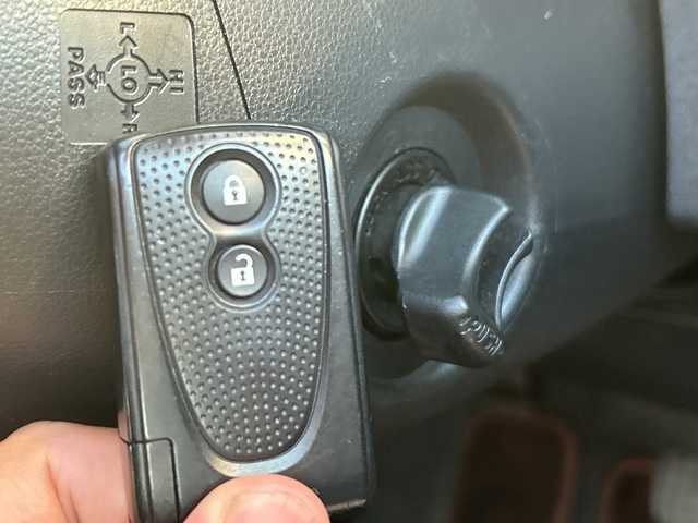 ダイハツ ミラ ココア プラスX 茨城県 2015(平27)年 7.8万km パールホワイトⅢ 純正メモリナビ/(地デジTV・CD・DVD・BT・ラジオ再生)/LEDクリアランスランプ付LEDヘッドランプ/バックカメラ/ETC/ドライブレコーダー/シルバールーフレール/SRSエアバック【運転席/助手席】/ABS/オートエアコン/キーフリーシステム/イモビライザー/保証書/取扱説明書