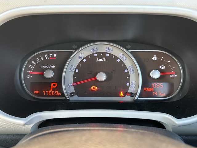 ダイハツ ミラ ココア プラスX 茨城県 2015(平27)年 7.8万km パールホワイトⅢ 純正メモリナビ/(地デジTV・CD・DVD・BT・ラジオ再生)/LEDクリアランスランプ付LEDヘッドランプ/バックカメラ/ETC/ドライブレコーダー/シルバールーフレール/SRSエアバック【運転席/助手席】/ABS/オートエアコン/キーフリーシステム/イモビライザー/保証書/取扱説明書