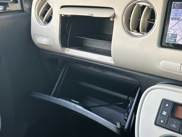 ダイハツ ミラ ココア プラスX 茨城県 2015(平27)年 7.8万km パールホワイトⅢ 純正メモリナビ/(地デジTV・CD・DVD・BT・ラジオ再生)/LEDクリアランスランプ付LEDヘッドランプ/バックカメラ/ETC/ドライブレコーダー/シルバールーフレール/SRSエアバック【運転席/助手席】/ABS/オートエアコン/キーフリーシステム/イモビライザー/保証書/取扱説明書