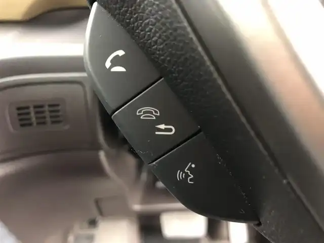 ホンダ フリード ハイブリット G ホンダセンシング 愛知県 2017(平29)年 5万km ホワイトオーキッドパール 純正SDナビ/（BT/DVD/CD/AM/FM/ワンセグTV）/バックカメラ/レーダークルーズコントロール/衝突軽減ブレーキ/路外逸脱抑制機能/両側パワースライドドア/ビルトインETC/LEDライト/ダブル＋サイドエアバッグ/カーテンエアバック