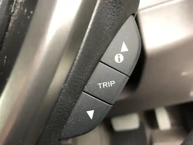 ホンダ フリード ハイブリット G ホンダセンシング 愛知県 2017(平29)年 5万km ホワイトオーキッドパール 純正SDナビ/（BT/DVD/CD/AM/FM/ワンセグTV）/バックカメラ/レーダークルーズコントロール/衝突軽減ブレーキ/路外逸脱抑制機能/両側パワースライドドア/ビルトインETC/LEDライト/ダブル＋サイドエアバッグ/カーテンエアバック