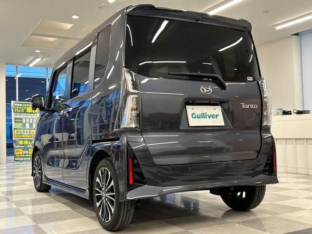 ダイハツ タント カスタム RS 岐阜県 2023(令5)年 1.7万km クロムグレーメタリック 純正ディスプレイオーディオ/プッシュスタート/スマートキー/フォグ/ドアバイザー/アイドリングストップ/Bluetooth/バックモニター/フルセグ/前方ドラレコ/衝突軽減システム/カーテンエアバック/レーンキープアシスト/両側パワースライドドア/純正アルミホイール/LEDヘッドライト/全方位モニター/コーナーセンサー前後
