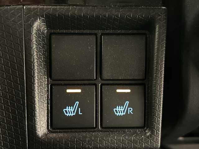 ダイハツ タント カスタム RS 岐阜県 2023(令5)年 1.7万km クロムグレーメタリック 純正ディスプレイオーディオ/プッシュスタート/スマートキー/フォグ/ドアバイザー/アイドリングストップ/Bluetooth/バックモニター/フルセグ/前方ドラレコ/衝突軽減システム/カーテンエアバック/レーンキープアシスト/両側パワースライドドア/純正アルミホイール/LEDヘッドライト/全方位モニター/コーナーセンサー前後