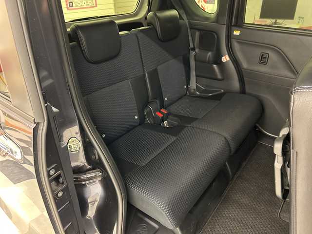 ダイハツ タント カスタム RS 岐阜県 2023(令5)年 1.7万km クロムグレーメタリック 純正ディスプレイオーディオ/プッシュスタート/スマートキー/フォグ/ドアバイザー/アイドリングストップ/Bluetooth/バックモニター/フルセグ/前方ドラレコ/衝突軽減システム/カーテンエアバック/レーンキープアシスト/両側パワースライドドア/純正アルミホイール/LEDヘッドライト/全方位モニター/コーナーセンサー前後