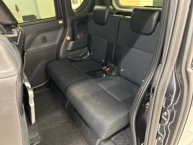 ダイハツ タント カスタム RS 岐阜県 2023(令5)年 1.7万km クロムグレーメタリック 純正ディスプレイオーディオ/プッシュスタート/スマートキー/フォグ/ドアバイザー/アイドリングストップ/Bluetooth/バックモニター/フルセグ/前方ドラレコ/衝突軽減システム/カーテンエアバック/レーンキープアシスト/両側パワースライドドア/純正アルミホイール/LEDヘッドライト/全方位モニター/コーナーセンサー前後