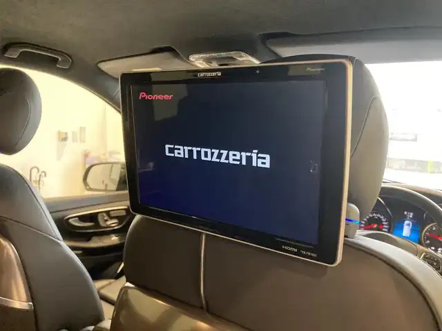 メルセデス・ベンツ Ｖ２２０ d エクスクルーシブ ロング プラチナスイート 熊本県 2022(令4)年 2.3万km オブシディアンブラックM アクティブブレーキアシスト/ブラインドスポットモニター/アテンションアシスト/レーンキープアシスト/インテリジェントライトシステム/アダプティブクルーズコントロール/電動パワシート/シートヒーター/シートエアコン/後席モニター/パワーバックドア/ステアリングスイッチ/純正LEDヘッドライト/純正19インチアルミホイール/フルセグTV/ビルトインETC2.0