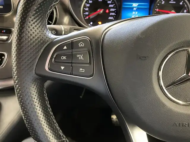 メルセデス・ベンツ Ｖ２２０ d エクスクルーシブ ロング プラチナスイート 熊本県 2022(令4)年 2.3万km オブシディアンブラックM アクティブブレーキアシスト/ブラインドスポットモニター/アテンションアシスト/レーンキープアシスト/インテリジェントライトシステム/アダプティブクルーズコントロール/電動パワシート/シートヒーター/シートエアコン/後席モニター/パワーバックドア/ステアリングスイッチ/純正LEDヘッドライト/純正19インチアルミホイール/フルセグTV/ビルトインETC2.0