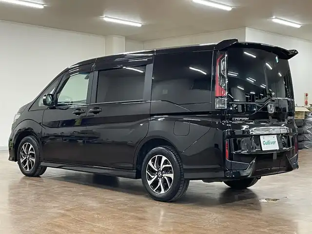 ホンダ ステップワゴン スパーダ ホンダセンシング 道央・札幌 2019(令1)年 5.3万km プレミアムスパークルブラックパール 4WD/ワンーナー/寒冷地仕様/両側パワースライドドア/純正SDナビ/・フルセグTV/CD/DVD/BT/SD/USB/バックカメラ/ホンダセンシング/・衝突軽減ブレーキ/・誤発進抑制機能/・路外逸脱抑制機能/・先行車発進お知らせ機能/・標識認識機能/横滑り防止装置/純正エンジンスターター/純正ドライブレコーダー/アダプティブクルーズコントロール/ビルトインETC/パドルシフト/ステアリングリモコン/純正フロアマット/純正ドアバイザー/オートライト/LEDヘッドライト/フォグライト/ウインカーミラー/純正16インチAW/わくわくゲート/新車時保証書/取扱説明書/ナビ取扱説明書