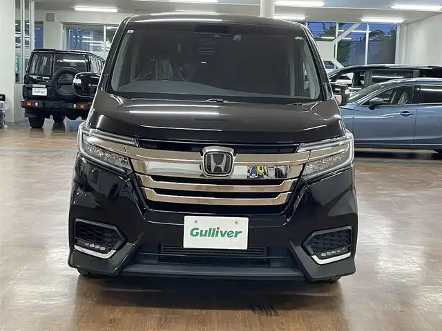ホンダ ステップワゴン スパーダ ホンダセンシング 道央・札幌 2019(令1)年 5.3万km プレミアムスパークルブラックパール 4WD/ワンーナー/寒冷地仕様/両側パワースライドドア/純正SDナビ/・フルセグTV/CD/DVD/BT/SD/USB/バックカメラ/ホンダセンシング/・衝突軽減ブレーキ/・誤発進抑制機能/・路外逸脱抑制機能/・先行車発進お知らせ機能/・標識認識機能/横滑り防止装置/純正エンジンスターター/純正ドライブレコーダー/アダプティブクルーズコントロール/ビルトインETC/パドルシフト/ステアリングリモコン/純正フロアマット/純正ドアバイザー/オートライト/LEDヘッドライト/フォグライト/ウインカーミラー/純正16インチAW/わくわくゲート/新車時保証書/取扱説明書/ナビ取扱説明書