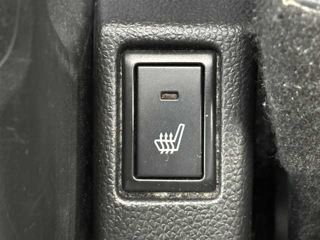 スズキ スイフト スポーツ セーフティPKG 愛知県 2019(令1)年 5.6万km プレミアムシルバーメタリック /禁煙//ワンオーナー//純正ナビ//CD/DVD/BT/MSV/USB/フルセグ//バックカメラ//全方位カメラ//前方ドラレコ//純正17AW//ビルトインETC2.0//ACC/PCS/LDA//横滑り防止装置//D席シートヒーター//ウッドコンビステアリング//ステアリングスイッチ//純正LEDオートライト//フロントフォグ//リアフォグ//電動格納ミラー//バニティミラー//純正フロアマット//スペアスマートキー//新車時保証書//取扱説明書