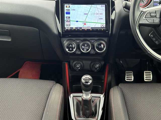 スズキ スイフト スポーツ セーフティPKG 愛知県 2019(令1)年 5.6万km プレミアムシルバーメタリック /禁煙//ワンオーナー//純正ナビ//CD/DVD/BT/MSV/USB/フルセグ//バックカメラ//全方位カメラ//前方ドラレコ//純正17AW//ビルトインETC2.0//ACC/PCS/LDA//横滑り防止装置//D席シートヒーター//ウッドコンビステアリング//ステアリングスイッチ//純正LEDオートライト//フロントフォグ//リアフォグ//電動格納ミラー//バニティミラー//純正フロアマット//スペアスマートキー//新車時保証書//取扱説明書