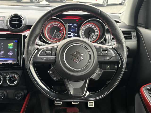 スズキ スイフト スポーツ セーフティPKG 愛知県 2019(令1)年 5.6万km プレミアムシルバーメタリック /禁煙//ワンオーナー//純正ナビ//CD/DVD/BT/MSV/USB/フルセグ//バックカメラ//全方位カメラ//前方ドラレコ//純正17AW//ビルトインETC2.0//ACC/PCS/LDA//横滑り防止装置//D席シートヒーター//ウッドコンビステアリング//ステアリングスイッチ//純正LEDオートライト//フロントフォグ//リアフォグ//電動格納ミラー//バニティミラー//純正フロアマット//スペアスマートキー//新車時保証書//取扱説明書