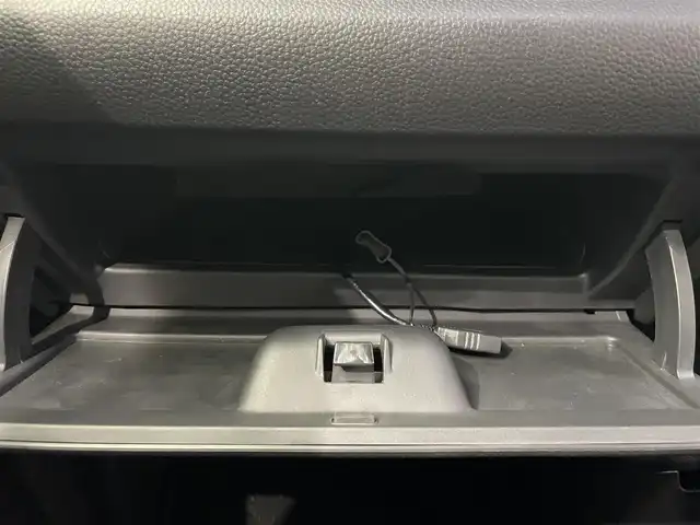 ホンダ Ｎ ＢＯＸ カスタム G L 鹿児島県 2018(平30)年 7.7万km プラチナホワイトパール 禁煙車/社外SDナビ/　・Bluetooth/　・フルセグTV/　・CD/　・DVD/　・iPod/　・USB/　・AM/FM/チップアップシート/片側パワースライドドア/後席サンシェード/バックカメラ/ETC/USB充電ソケット/純正フロアマット/純正アルミホイール/電動格納ミラー/ステアリングリモコン