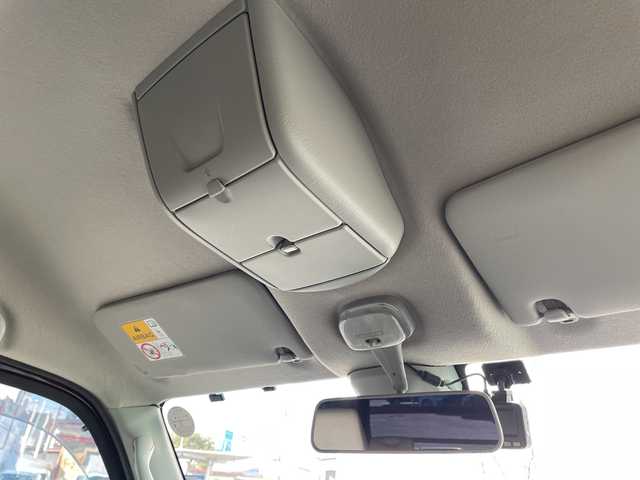 日産 ＮＶ１００クリッパー リオ G 青森県 2018(平30)年 11.8万km ムーンライトバイオレット 4WD・ターボ/ワンオーナー/ハイルーフ/社外HDDナビ・フルセグTV/CD・DVD・Bluetooth・HDD/後席モニター/バックカメラ/両側パワースライドドア/左オートステップ/前方ドライブレコーダー/エマージェンシーブレーキ/運転席シートヒーター/HIDヘッドライト/オートライト/フォグランプ/純正14インチアルミ/プッシュスタート/スマートキー/保証書・取説書