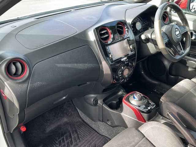 日産 ノート e－パワー ニスモ 山口県 2018(平30)年 7万km ホワイト ワンオーナー　/全方位カメラ　/デジタルインナーミラー/純正７型ナビ　/AM/FM/CD/DVD/AUX/Bluetooth/フルセグTV/前後コーナーセンサー　/ＬＥＤヘッドライト　/レーンキープアシスト　/衝突被害軽減ブレーキ　/オートライト　/純正フロアマット　/ドラレコ　/ＥＴＣ