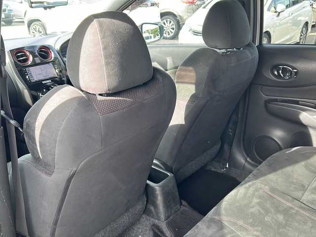 日産 ノート e－パワー ニスモ 山口県 2018(平30)年 7万km ホワイト ワンオーナー　/全方位カメラ　/デジタルインナーミラー/純正７型ナビ　/AM/FM/CD/DVD/AUX/Bluetooth/フルセグTV/前後コーナーセンサー　/ＬＥＤヘッドライト　/レーンキープアシスト　/衝突被害軽減ブレーキ　/オートライト　/純正フロアマット　/ドラレコ　/ＥＴＣ