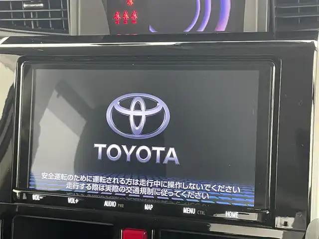 トヨタ ルーミー カスタムG－T 岡山県 2022(令4)年 3.2万km パールホワイトⅢ 純正９インチナビ/【Bluetooth/フルセグTV/CD】/衝突軽減ブレーキシステム/両側電動スライドドア/追従型クルーズコントロール/全方位カメラ/ビルトインＥＴＣ/ＬＥＤヘッドライト/オートハイビーム/LEDフォグランプ/社外ドライブレコーダー（前後）/コーナーセンサー（前後）/踏み間違い防止/オートブレーキホールド/ISOFIX/後席サンシェイド/ステアリングスイッチ/シートリフター/ウインカーミラー/ドアバイザー