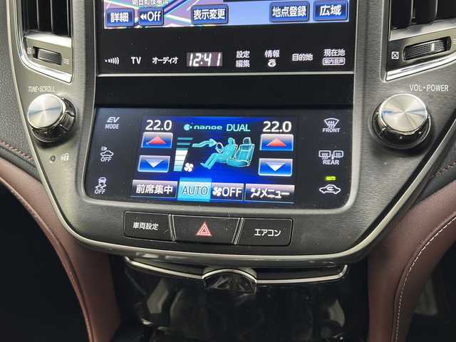 トヨタ クラウン ハイブリッド アスリートS 三重県 2015(平27)年 7.2万km ブラック /禁煙車　//エアシート　//純正ナビ　/ＢＴ・フルセグTV・CD・DVD・MSV　//クリアランスソナー　//ＥＴＣ　//バックカメラ　//レザーシート　//シートヒーター　//ステアリングヒーター　//クルーズコントロール　//ドライブレコーダー　//フォグライト//LEDライト//ステアリングリモコン//スペアキー//純正リアスポイラー
