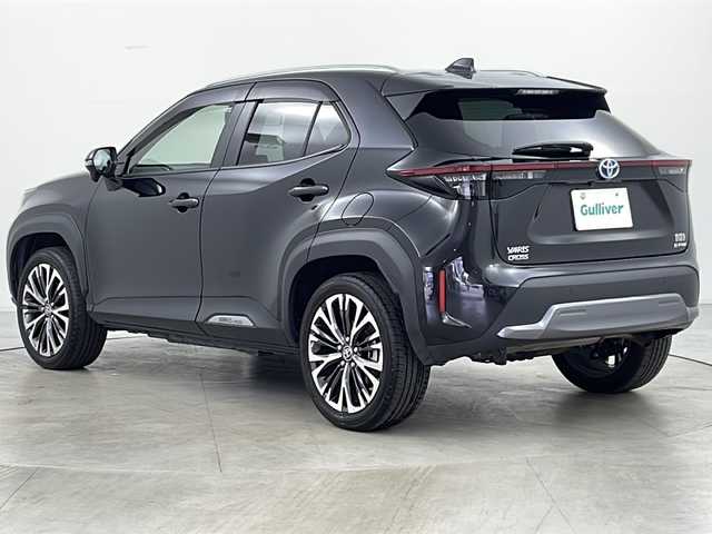 トヨタ ヤリスクロス ハイブリッド Z アドベンチャー 道央・札幌 2023(令5)年 5.1万km ブラックマイカ ・4WD/・ワンオーナー/・純正ナビ&BT&AppleCarplay&AndroidAuto/・バックカメラ/・パワーバックドア/・トヨタセーフティセンス/・レーダークルーズコントロール/・レーンキープアシスト/・ブラインドスポットモニター/・横滑り防止装置/・コーナーセンサー/・D席パワーシート/・前席シートヒーター/・ハーフレザーシート/・社外前後ドライブレコーダー/・ETC/・純正フロアマット/・LEDヘッドライト/・フォグランプ/・オートライト/・オートマチックハイビーム/・スマートキー
