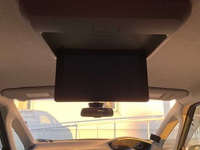 日産 セレナ ハイウェイS S HV Aセーフ 富山県 2014(平26)年 11万km ダイヤモンドブラック (株)IDOMが運営する【じしゃロン富山店】の自社ローン専用車両になります。こちらは現金またはオートローンご利用時の価格です。自社ローンご希望の方は別途その旨お申し付け下さい/フリップダウンモニター/純正ナビ/TV/CD/DVD/SD/Bluetooth/両側パワースライドドア/衝突被害軽減システム/全周囲カメラ/横滑り防止・レーンキープアシスト/クルーズコントロール/コーナーセンサー/ETC/レザー調シートカバー/プッシュスタート/スマートキー/取説/保証書/記録簿