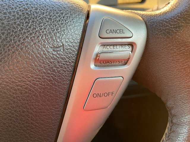 日産 セレナ ハイウェイS S HV Aセーフ 富山県 2014(平26)年 11万km ダイヤモンドブラック (株)IDOMが運営する【じしゃロン富山店】の自社ローン専用車両になります。こちらは現金またはオートローンご利用時の価格です。自社ローンご希望の方は別途その旨お申し付け下さい/フリップダウンモニター/純正ナビ/TV/CD/DVD/SD/Bluetooth/両側パワースライドドア/衝突被害軽減システム/全周囲カメラ/横滑り防止・レーンキープアシスト/クルーズコントロール/コーナーセンサー/ETC/レザー調シートカバー/プッシュスタート/スマートキー/取説/保証書/記録簿