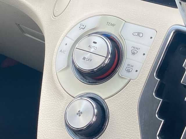 トヨタ シエンタ G 岡山県 2016(平28)年 4.9万km ホワイトパールクリスタルシャイン 純正ナビ　NSCP-W64/ワンセグTV、CD、FM、AM　/ETC/バックカメラ/前後ドライブレコーダー/両側パワースライドドア/スマートキー/プッシュスタート