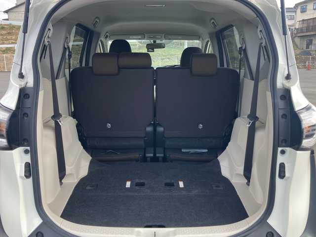 トヨタ シエンタ G 岡山県 2016(平28)年 4.9万km ホワイトパールクリスタルシャイン 純正ナビ　NSCP-W64/ワンセグTV、CD、FM、AM　/ETC/バックカメラ/前後ドライブレコーダー/両側パワースライドドア/スマートキー/プッシュスタート