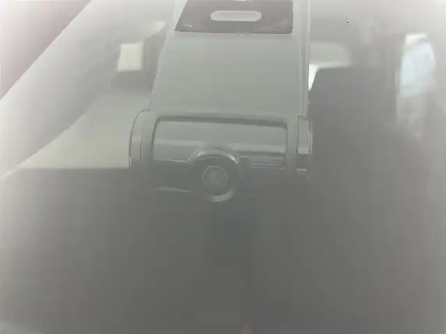 スズキ ワゴンＲ HYBRID FZ 富山県 2017(平29)年 3.1万km ピュアホワイトP 純正ナビ（AM/FM/DVD/BT/フルセグ）/全方位カメラ/ドライブレコーダー/D席シートヒーター/ヘッドアップディスプレイ/衝突被害軽減システム/レーンキープアシスト/横滑り防止装置/アイドリングストップ/オートLEDライト/純正アルミホイール/純正フロアマット/革巻きステアリング/ステアリングスイッチ/スマートキー/スペアキー
