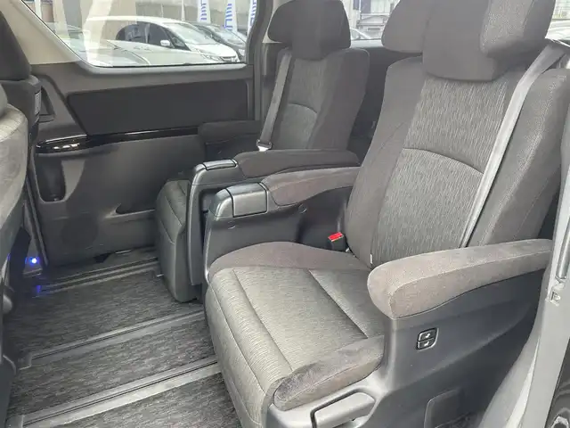 トヨタ ヴェルファイア 2．4Z Gエディション 京都府 2014(平26)年 11.1万km ブラック (株)IDOMが運営する【じしゃロン伏見店】の自社ローン専用車両になりますこちらは現金またはオートローンご利用時の価格です。自社ローンご希望の方は別途その旨お申付け下さい/備考欄特記事項あり