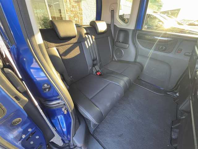 ホンダ Ｎ ＢＯＸ カスタム G ターボSSパッケージ 徳島県 2017(平29)年 7.2万km ブリリアントスポーティブルーメタリック2トーン 純正ナビ/（BT/CD/DVD/フルセグTV）/バックカメラ/ビルトインETC/クルーズコントロール/両側パワースライドドア/キセノンヘッドライト/フォグランプ/オートライト/パドルシフト/革巻きステアリング/ステアリングスイッチ/プッシュスタート/スマートキー/スペアキー1本/純正15インチアルミホイール