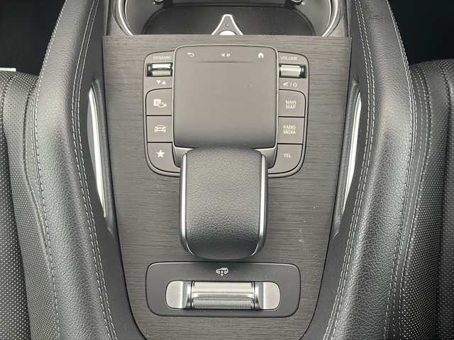 メルセデス・ベンツ ＧＬＥ４００ｄ 4MATIC スポーツ 三重県 2021(令3)年 1.3万km オブシディアンブラック メーカーオプション/・パノラミックスライディングルーフ/レーダーセーフティパッケージ/・アクティブディスタンスアシストディストロニック/・アクティブブレーキアシスト/・PRE-SAFE/・PRE-SAFEプラス/・PRE-SAFEサウンド/・緊急回避補助システム/・渋滞時緊急ブレーキ機能/・アクティブブラインドスポットアシスト/・アクティブレーンキーピングアシスト/・アクティブステアリングアシスト/・アクティブレーンチェンジアシスト/・アクティブエマージェンシーストップアシスト/・トラフィックサインアシスト/4WD/ターボ/1オーナー/Burmesterサラウンドサウンドシステム/純正12.3型ナビ/フルセグTV/【Bluetooth/USB】/360°ビューカメラ/ビルトインETC2.0/ドライブレコーダー/ヘッドアップディスプレイ/パドルシフト/ワイヤレス充電/レザーシート/1列目シートベンチレーション/1列目/2列目シートヒーター/1列目/2列目パワーシート/2列目電動格納シート/パワーバックドア/マルチビームLEDヘッドランプ/アダプティブハイビームアシストプラス/275/50R20インチ純正AW/プッシュスタート