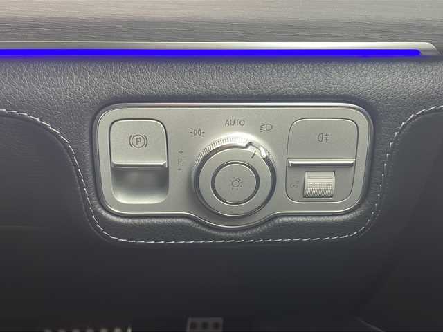 メルセデス・ベンツ ＧＬＥ４００ｄ 4MATIC スポーツ 三重県 2021(令3)年 1.3万km オブシディアンブラック メーカーオプション/・パノラミックスライディングルーフ/レーダーセーフティパッケージ/・アクティブディスタンスアシストディストロニック/・アクティブブレーキアシスト/・PRE-SAFE/・PRE-SAFEプラス/・PRE-SAFEサウンド/・緊急回避補助システム/・渋滞時緊急ブレーキ機能/・アクティブブラインドスポットアシスト/・アクティブレーンキーピングアシスト/・アクティブステアリングアシスト/・アクティブレーンチェンジアシスト/・アクティブエマージェンシーストップアシスト/・トラフィックサインアシスト/4WD/ターボ/1オーナー/Burmesterサラウンドサウンドシステム/純正12.3型ナビ/フルセグTV/【Bluetooth/USB】/360°ビューカメラ/ビルトインETC2.0/ドライブレコーダー/ヘッドアップディスプレイ/パドルシフト/ワイヤレス充電/レザーシート/1列目シートベンチレーション/1列目/2列目シートヒーター/1列目/2列目パワーシート/2列目電動格納シート/パワーバックドア/マルチビームLEDヘッドランプ/アダプティブハイビームアシストプラス/275/50R20インチ純正AW/プッシュスタート