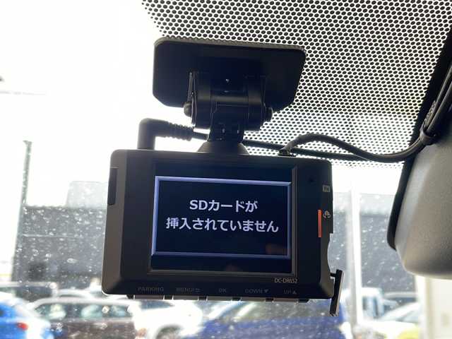 トヨタ ヴォクシー ハイブリッド